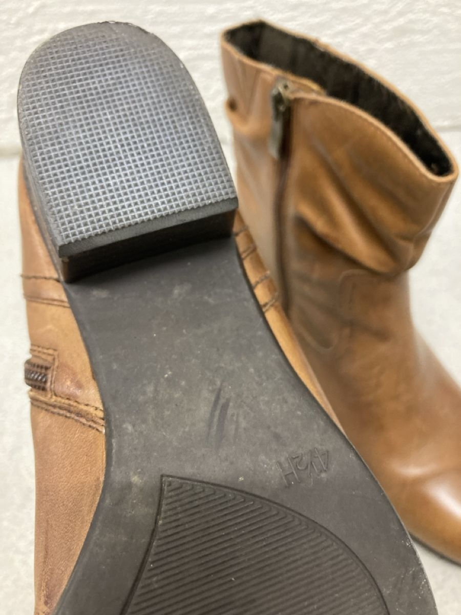 Scarpe da donna: Medicus Lederstiefelette – Nuovo (secondo la descrizione) da Dielsdorf venduto da Chantal1988 2