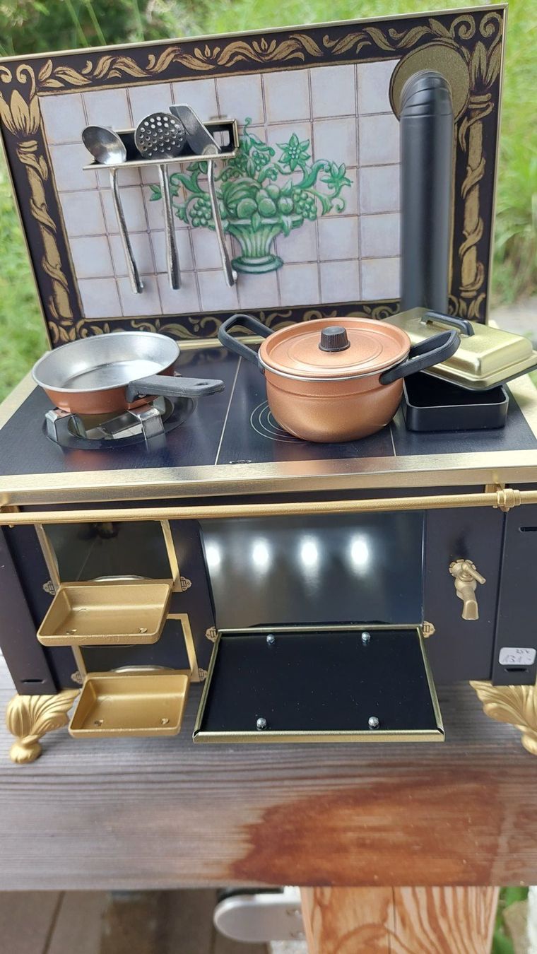 Spielzeuge: Petite cuisinière de dînette, rétro – Neu und originalverpackt aus Marsens von fakia 1
