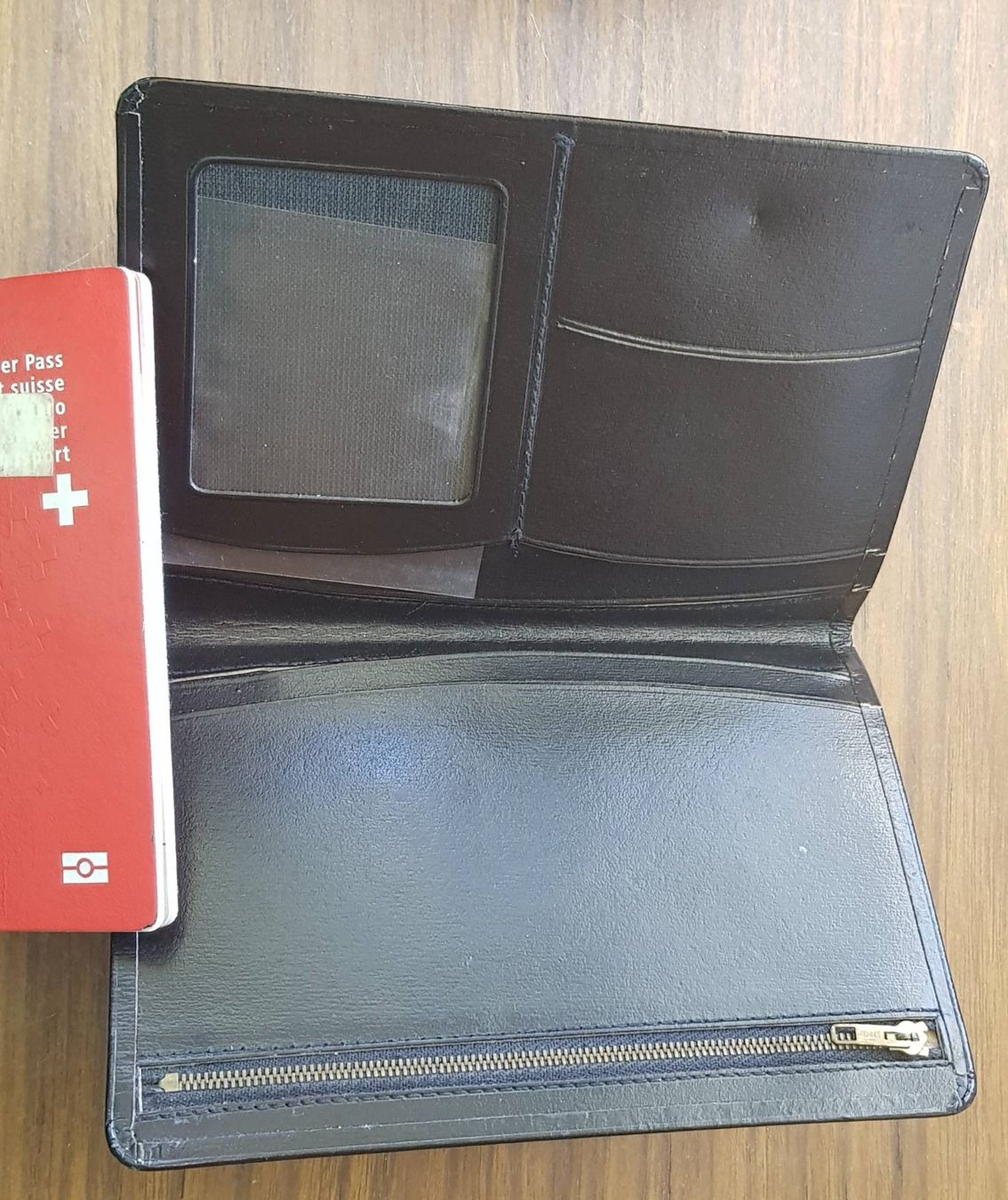 Sonstige Kleidung & Accessoires: Etui Passetui Dokumentenmappe Leder Vintage – Gebraucht aus Mörschwil von wunderkiste44 3