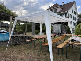 Weisser Gazebo / Gartenpavillon, ca. 3 × 3 m