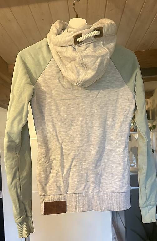 Maglioni & Felpe: Naketano Damen Sweatjacke Grösse S – Usato da Uttigen venduto da extreme08