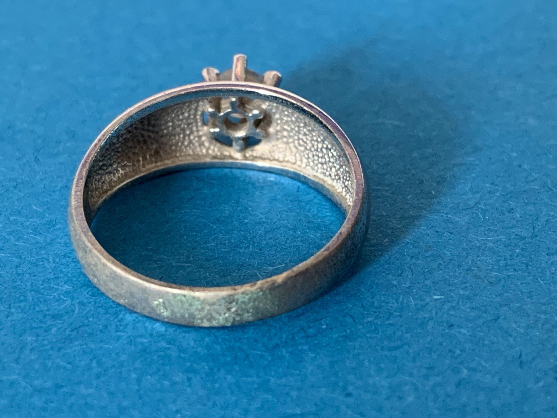 Anelli: Silberring bauchige glitzerzarge(56) – Usato da Dittingen venduto da Bellevista 6