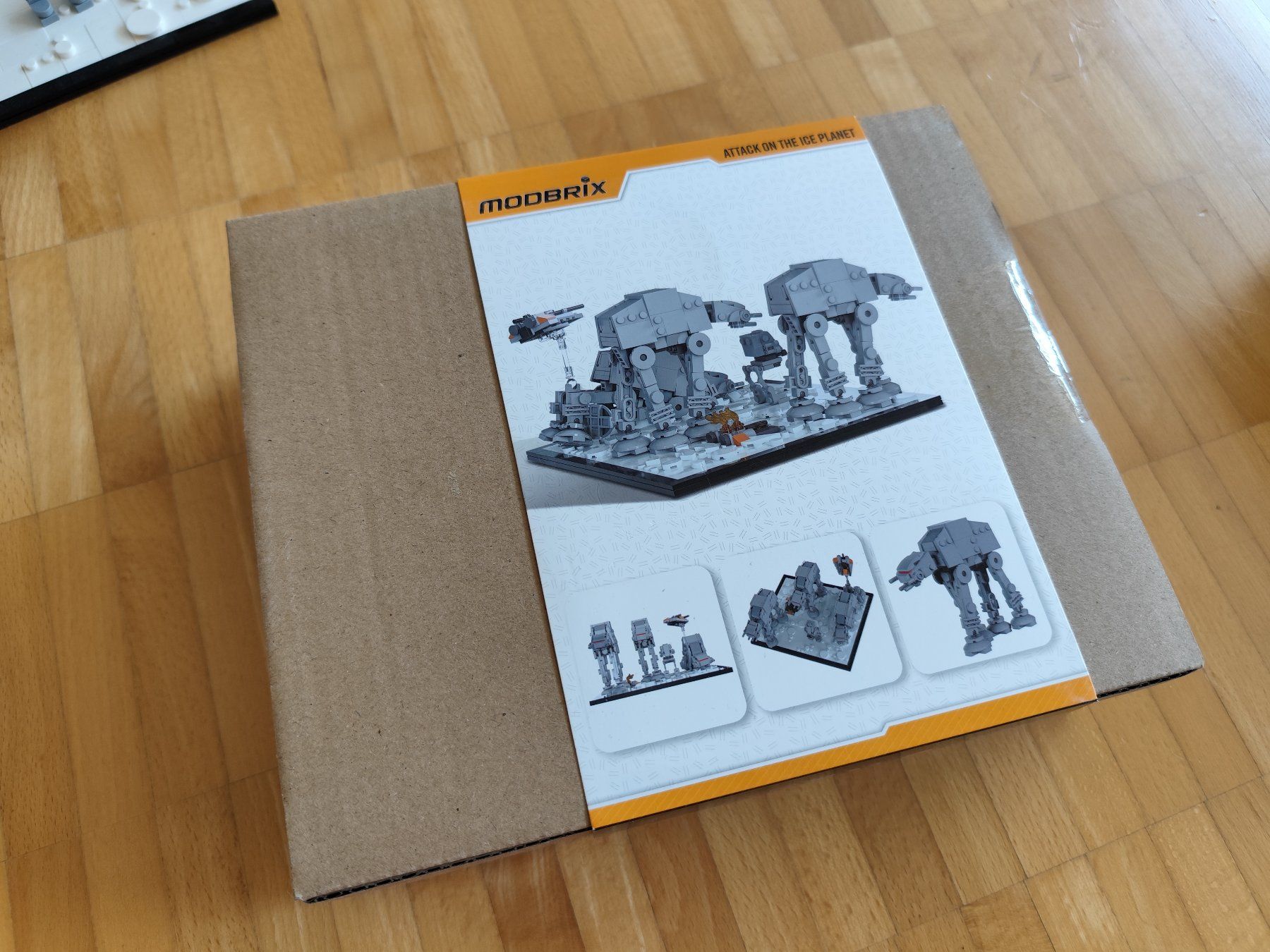 Kit di costruzioni: Modbrix - Attack On The Ice Planet – Usato da Zofingen venduto da Debohli 1