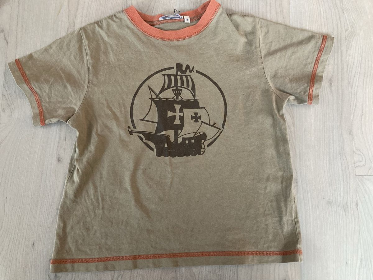 Camicie, T-shirt & Polo: T-shirt Schiff 116 – Usato da Amden venduto da Karplusan
