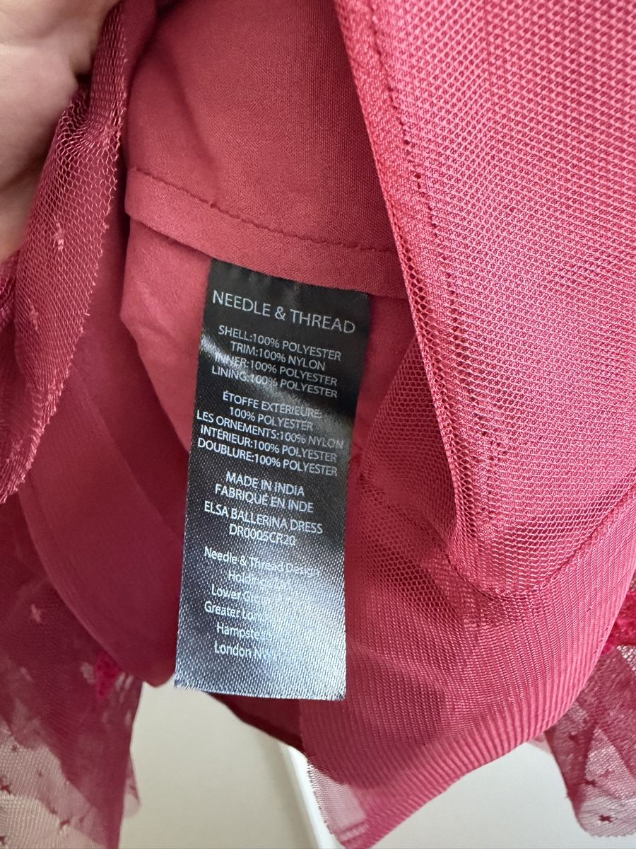 Robes: Needle & Thread Kleid, Gr. 34, Beerenton, Spitze, Neu! – Neuf (Voir description) à Winterthur par marisole4 4
