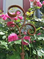 Rosenstab / Gartenstab / Gartendekoration