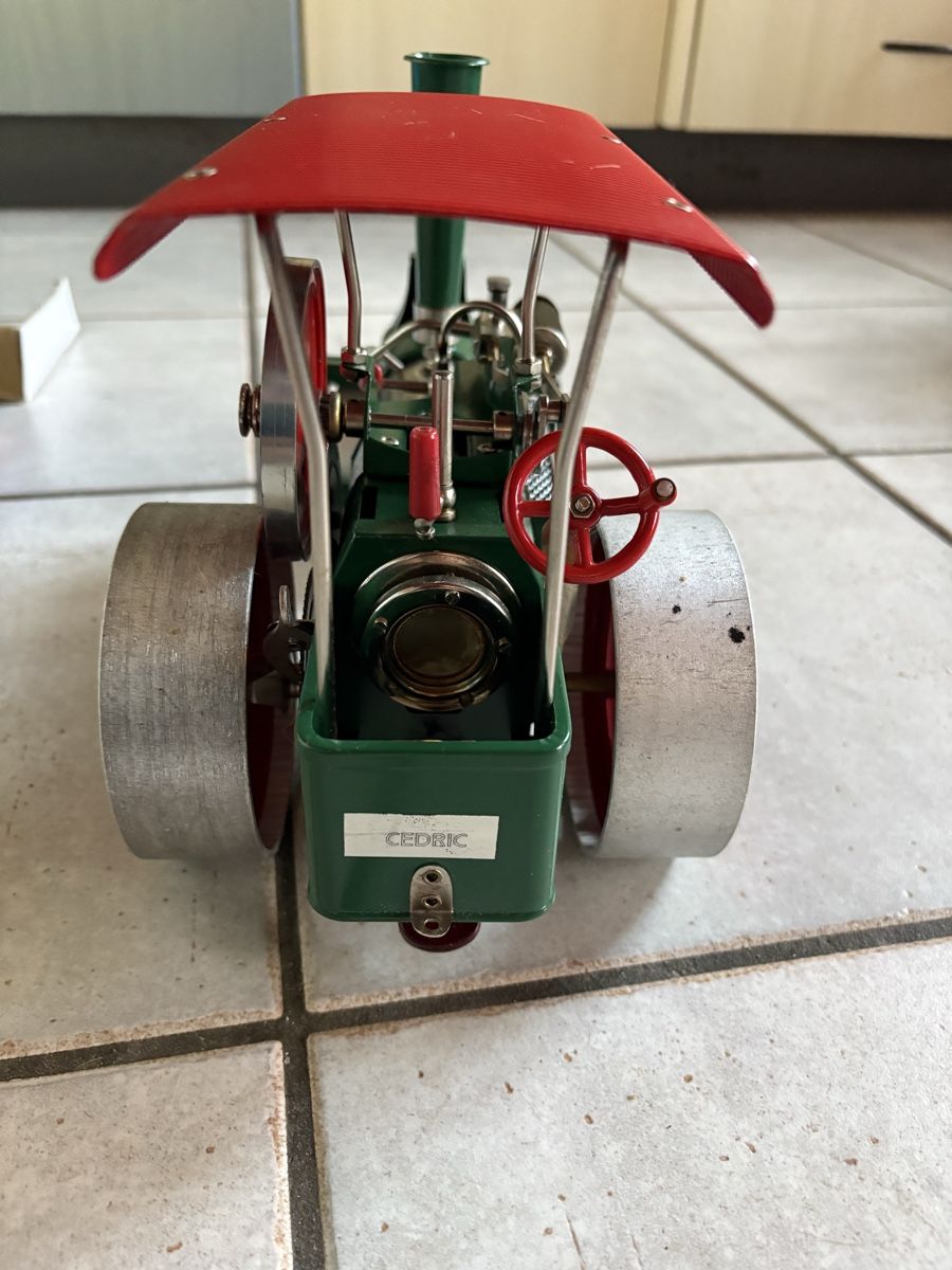 Wilesco Kit di modellismo & Modellini statici: Old Smoky Dampfwalze von Wilesco – Usato da Reichenbach im Kandertal venduto da rue_88nv 1