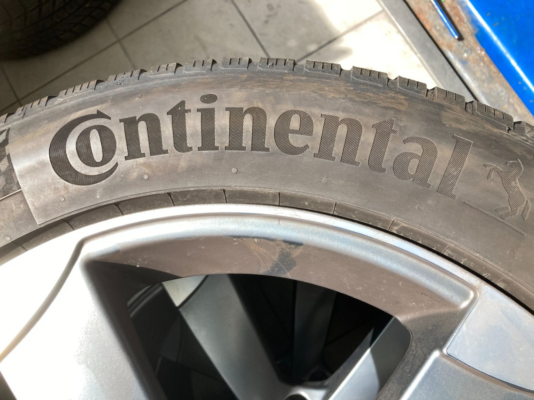 Audi Pneumatici & Ruote complete: Audi SQ5 Winterräder 255/50R19 – Usato da Cham venduto da WB2223 5