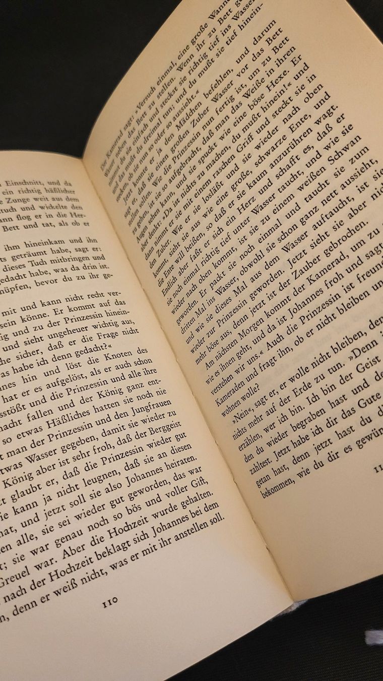 Livres: Buch DÄNISCHE VOLKSMÄRCHEN – D'occasion à Basel par spinne02 4