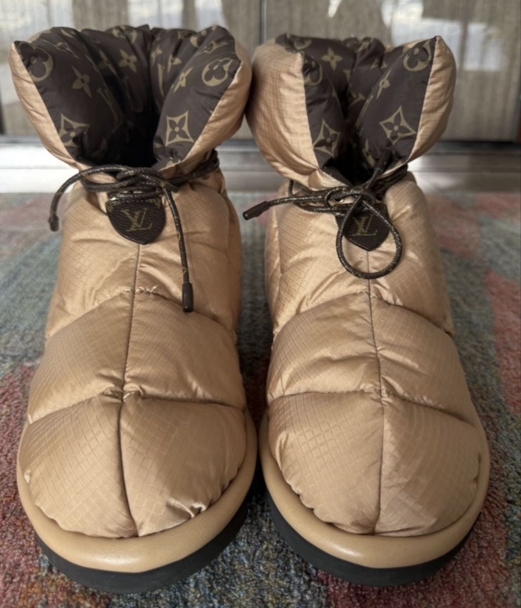 Louis Vuitton Scarpe da donna: Louis Vuitton winter boots  – Nuovo (secondo la descrizione) da Lausanne venduto da Loyal_8 2