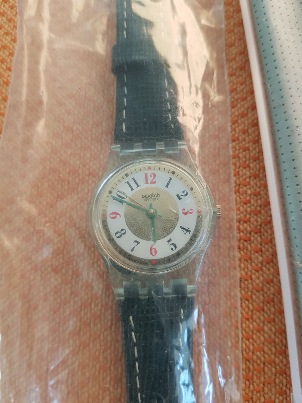 Swatch Uhren: Swatch DamenUhr AG 1994 neu – Gebraucht aus Biel / bienne von Sarouch9 1