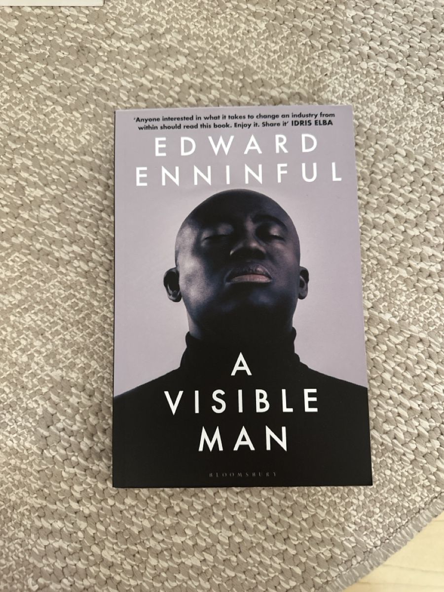 Libri: Buch Edward Enniful A Visible Man – Nuovo (secondo la descrizione) da Ebikon venduto da chi_x2xb