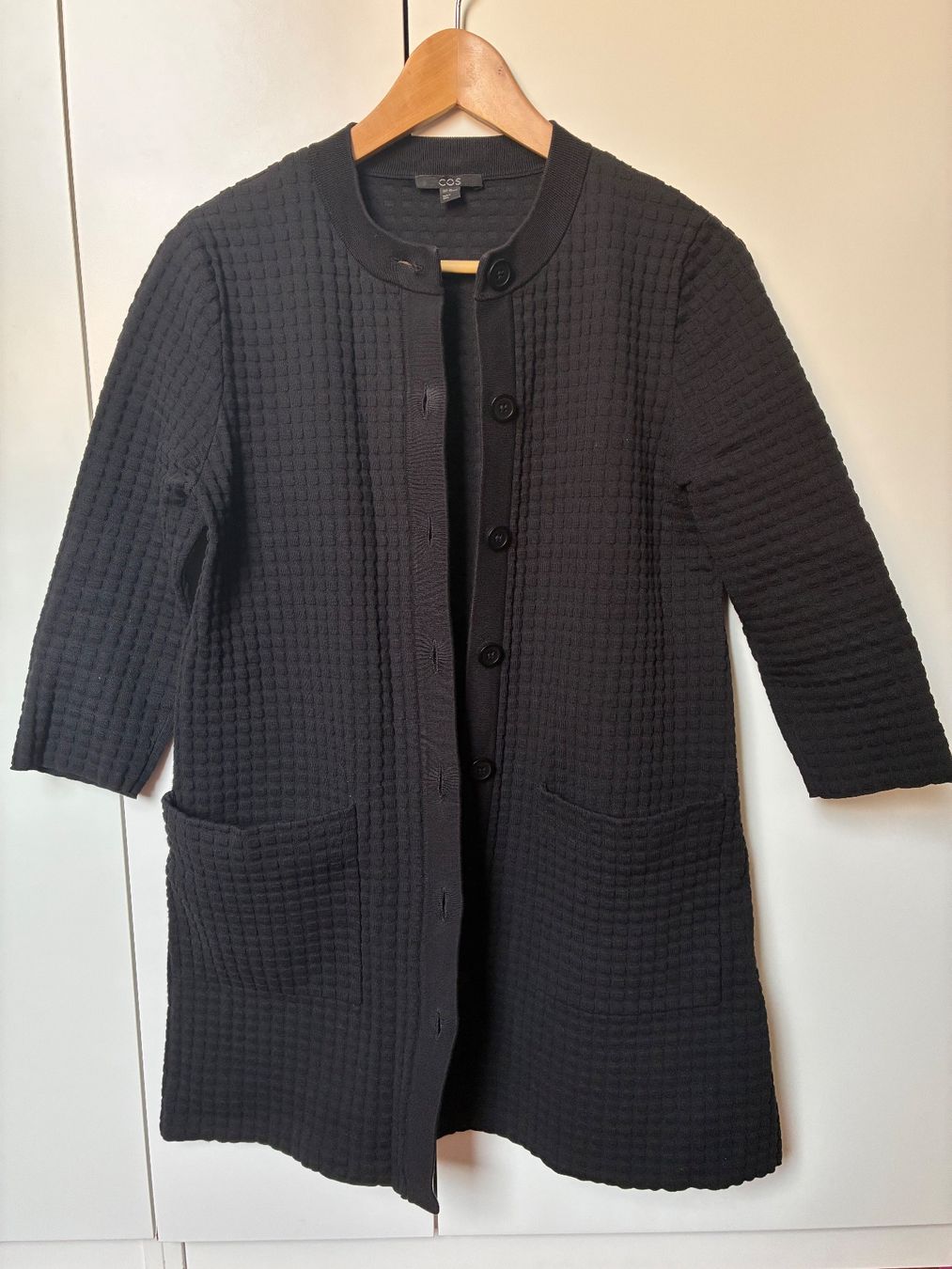 Cos Cappotti: COS Damen Strickjacke Grösse XS – Usato da Baden venduto da usewhatyouhave