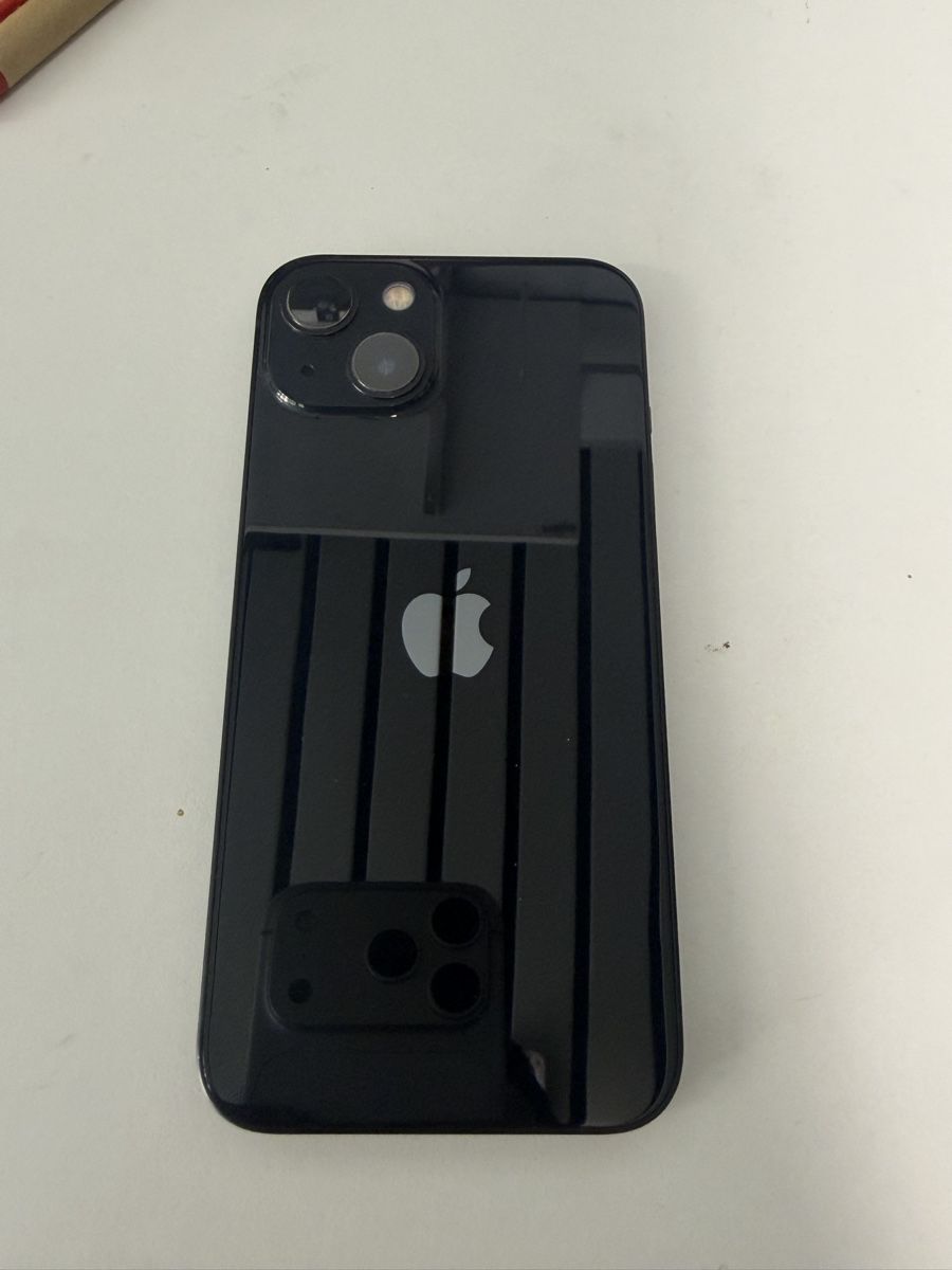 Apple Handys / Smartphones: iPhone 13 -128 go  – Gebraucht aus Yverdon-les-Bains von ame_7f2x 1