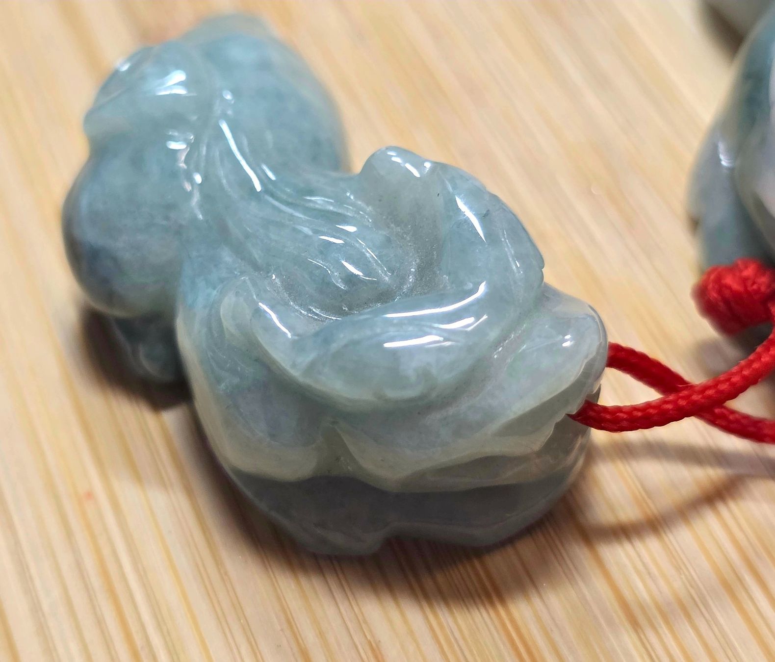 Minerali & Pietre curative: 2 Jade Pixiu – Nuovo e nell'imballaggio originale da Matzingen venduto da Shay_Crystalz 2