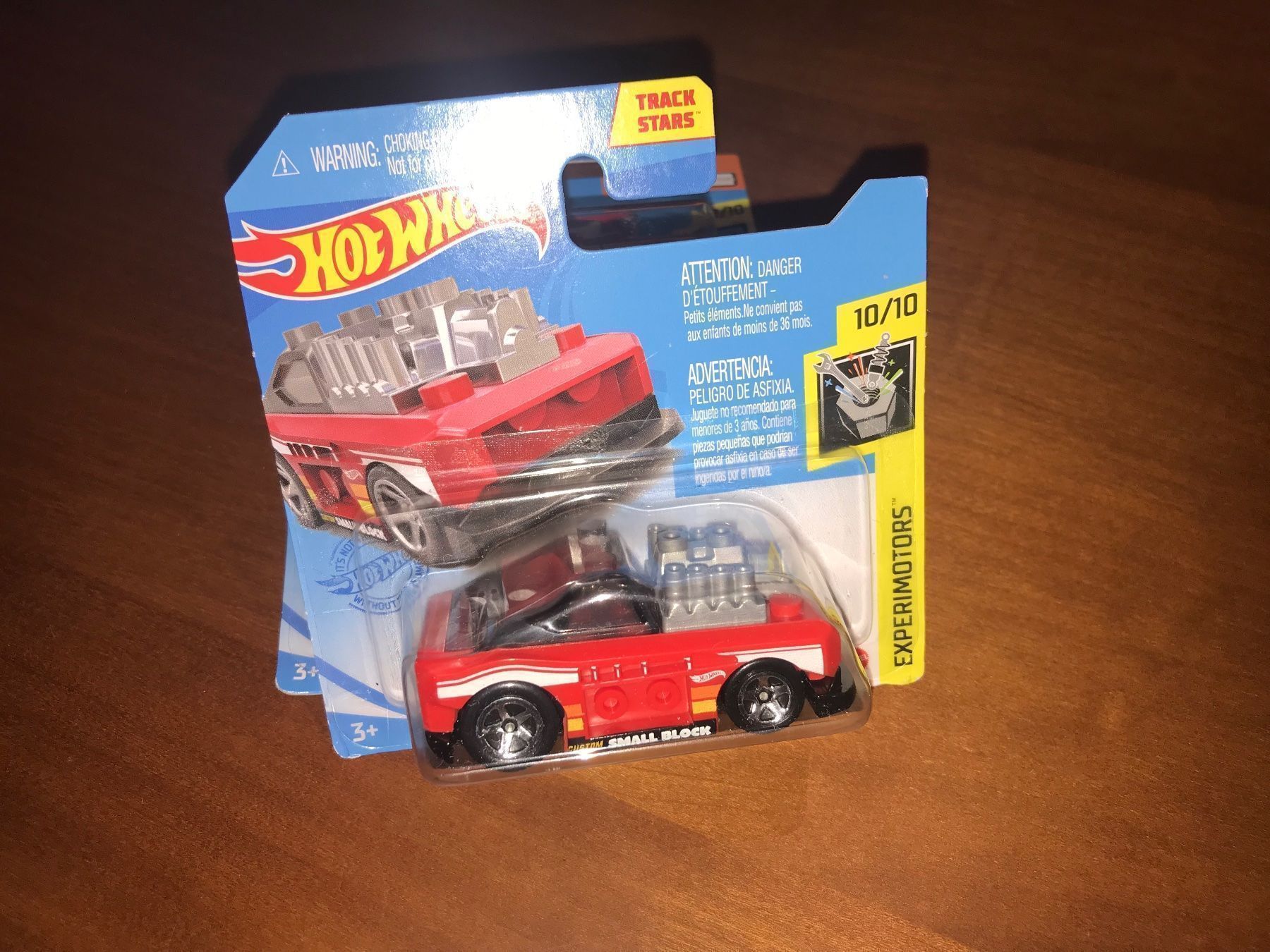 Hot Wheels Modellini d'auto: Custom Small Block 1/64 Experimotors – Nuovo (secondo la descrizione) da Wohlen AG venduto da PrivatSammlung