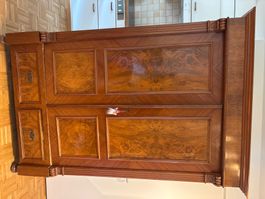 Antiker Steckschrank / Garderobenschrank aus Holz – echtes E