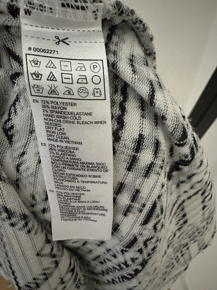 Top: Forever 21 Tanktop, Boho-Ethno-Muster, schwarz/weiss, Gr. S – Usato da Zürich venduto da anouk_8008 4