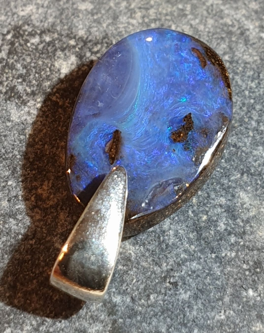 Ciondoli: Anhänger Boulder Opal. – Nuovo (secondo la descrizione) da Niederbüren venduto da Raphael014