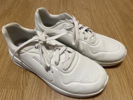 Neuwertige weisse Skechers Gr.39