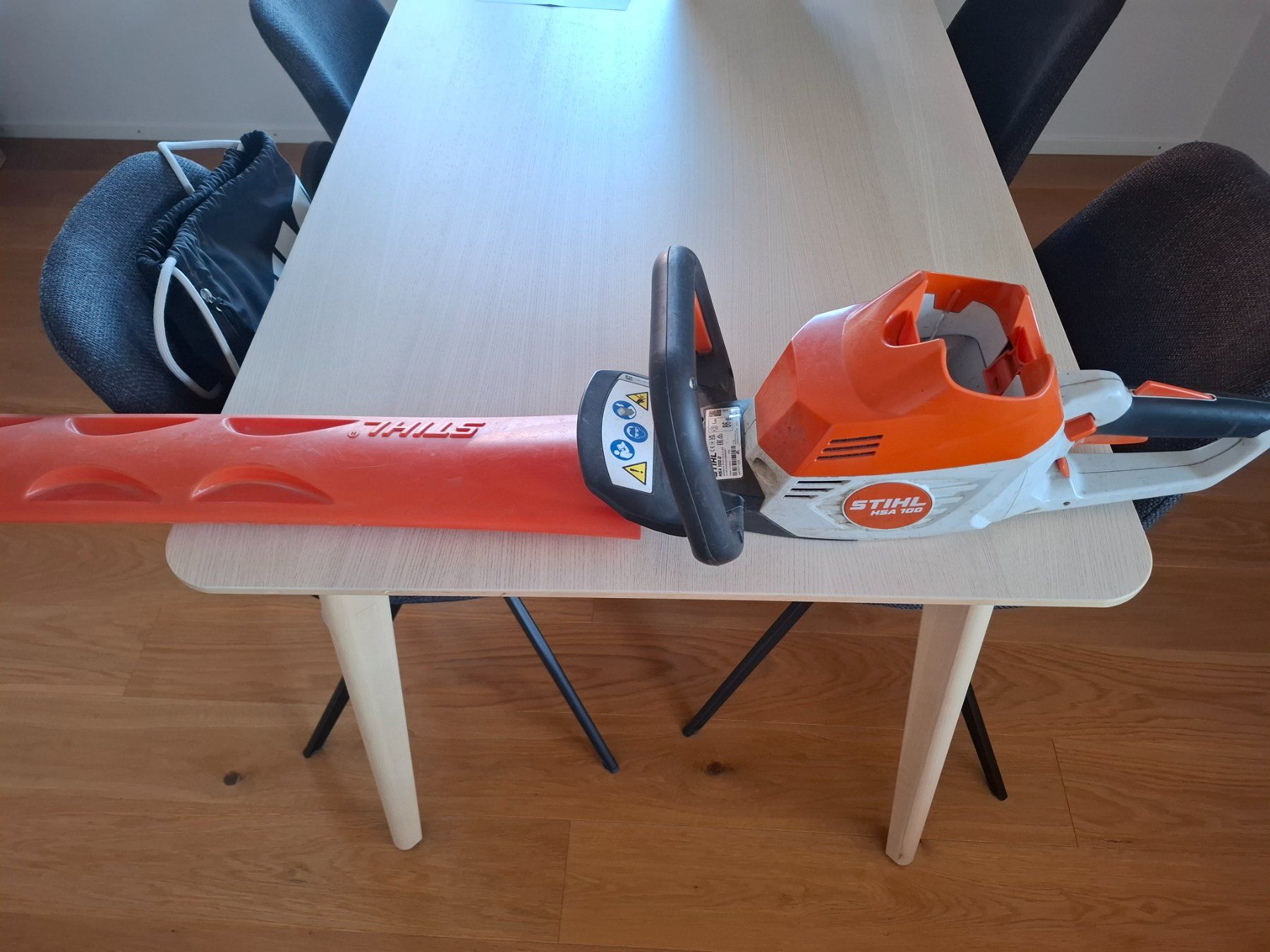 Stihl Tutte le macchine: Heckenschere Stihl HSA100 – Usato da Ettingen venduto da Breiton