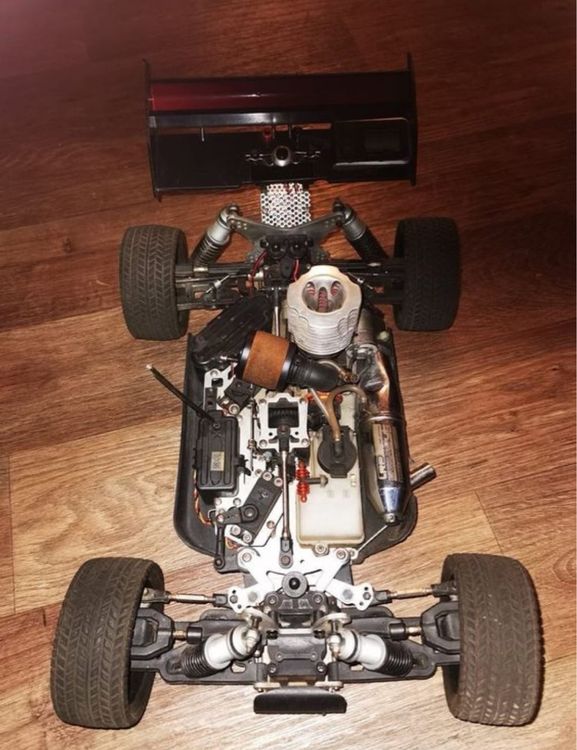 RC Kits de montage: Rennauto Benzin – D'occasion à Weesen par XXDampfmaschine 3