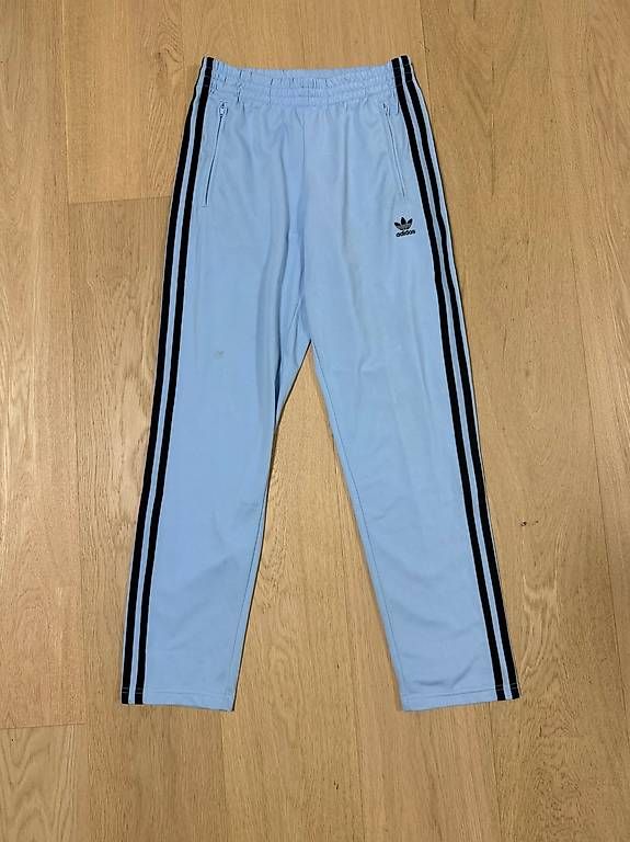 Pantalons: Jogging adidas – D'occasion à Crans VD par SunDance20