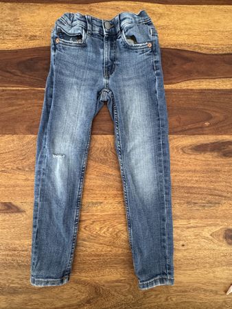 ✨ZARA Jeans Gr. 122✨