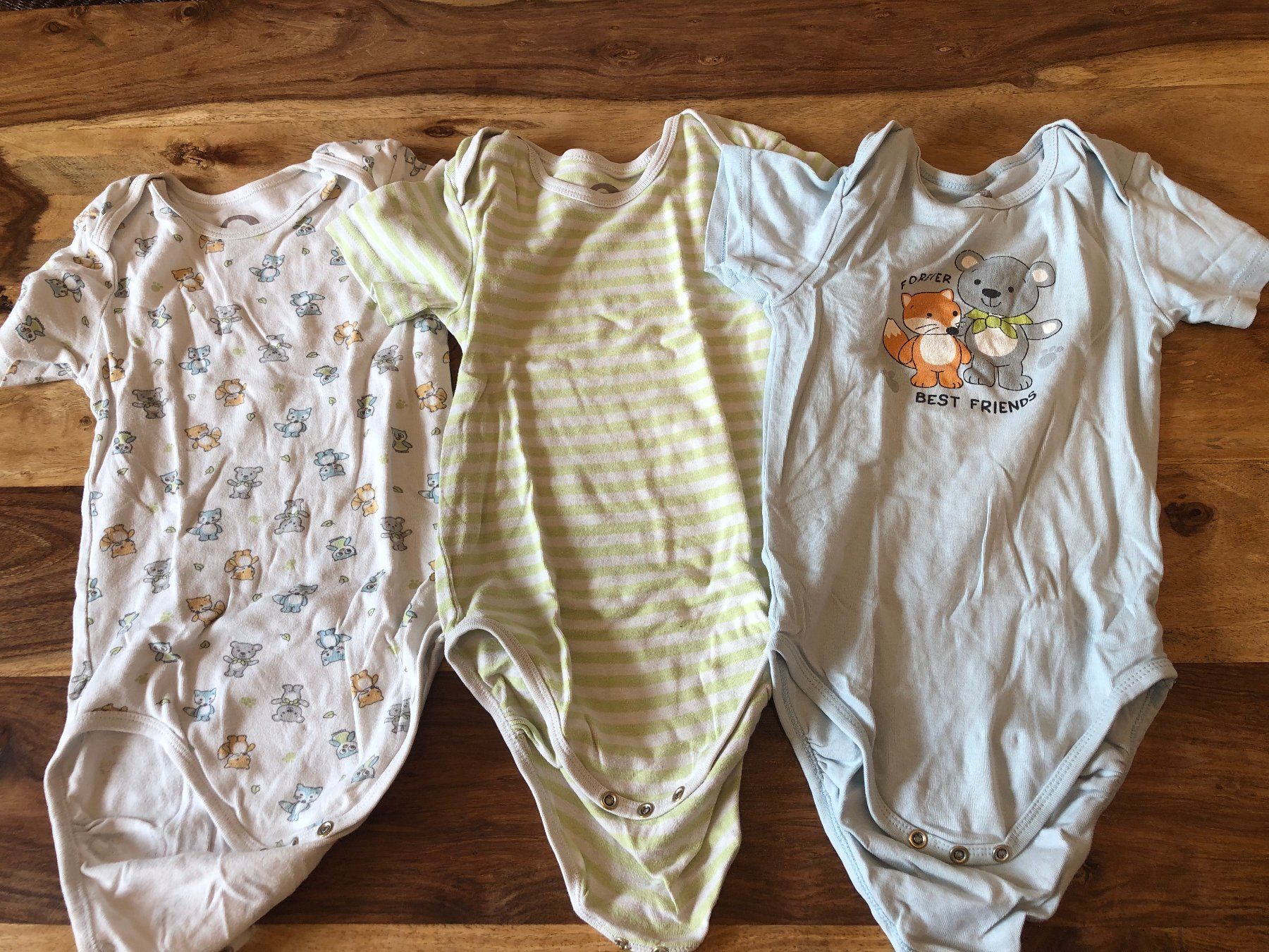 Lotti & Set di vestiti: Kinder Kleiderpaket Gr.98 – Usato da Winterthur venduto da Shahrudin 1