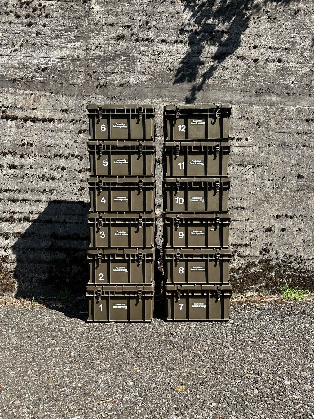 Casse di trasporto: Proviantkiste / Transportbox Schweizer Armee / Preis pro Stk – Usato da Zürich venduto da frauflufelberg