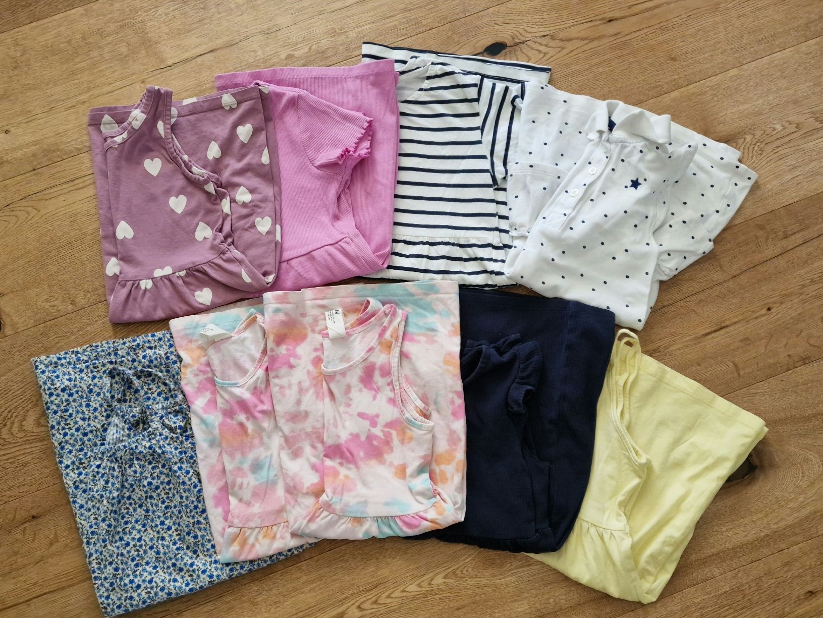 H&M Lotti & Set di vestiti: Sommer Kleid set 110/116 – Usato da Emmenbrücke venduto da Nadmorebiti