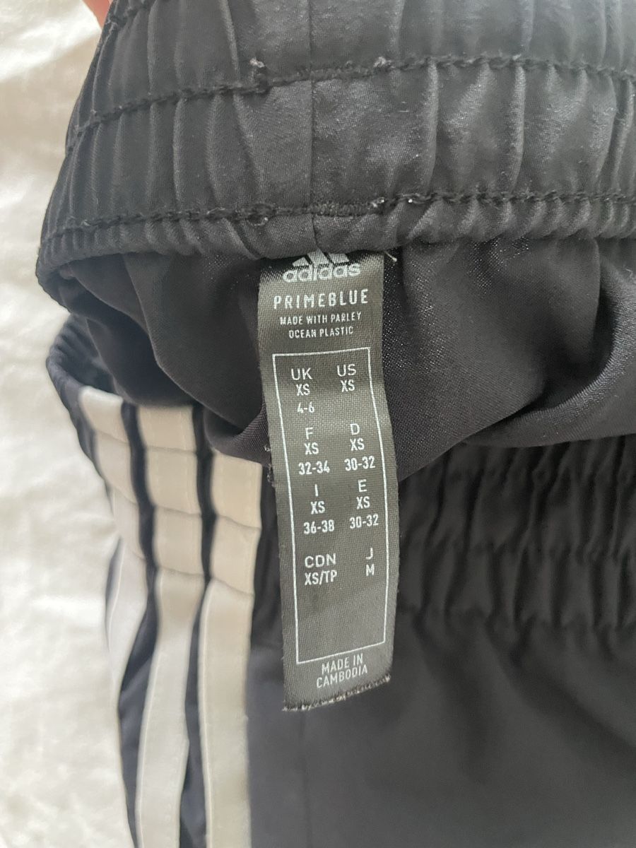 Adidas Pantaloni: Adidas Shorts, Grösse XS – Nuovo (secondo la descrizione) da Untersiggenthal venduto da bla_55sl 2