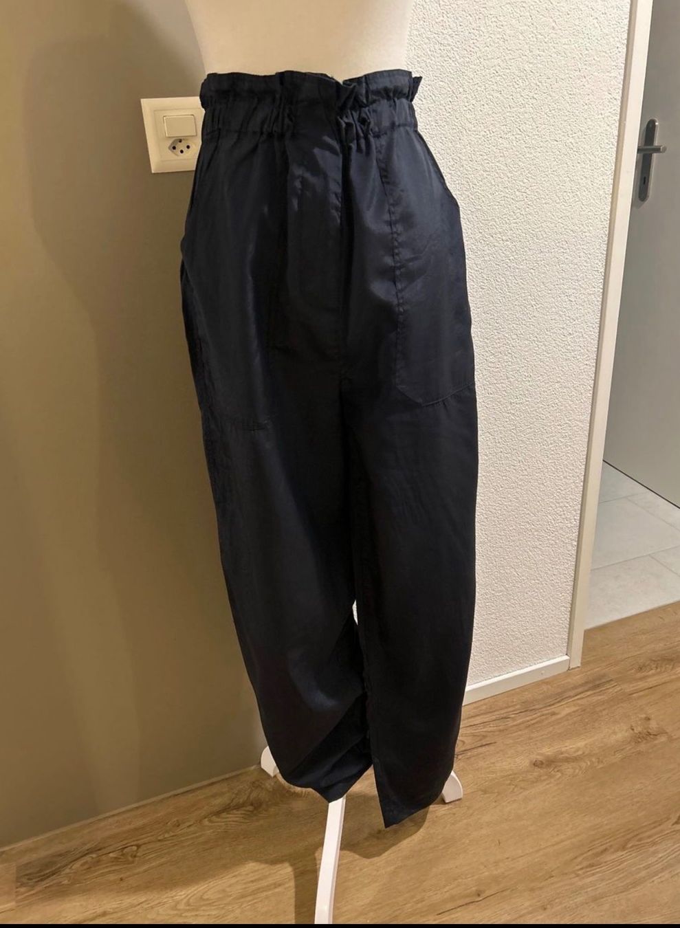 Zara Pantalons: Zara Pants - Gr. XS – D'occasion à Wetzikon ZH par dor_rmq2 1