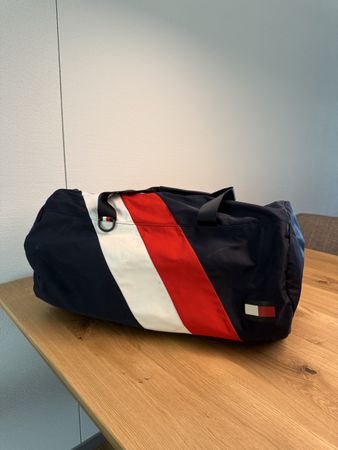 Sporttasche Tommy Hilfiger blau rot weiss guter Zustand