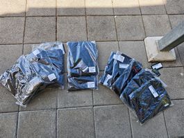 Security Sicherheitsdienst MEGASET Kleider /B