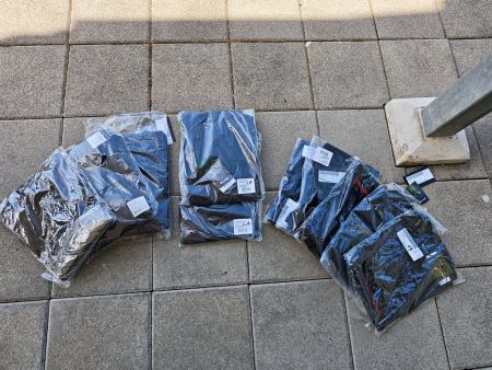 Security Sicherheitsdienst MEGASET Kleider /B