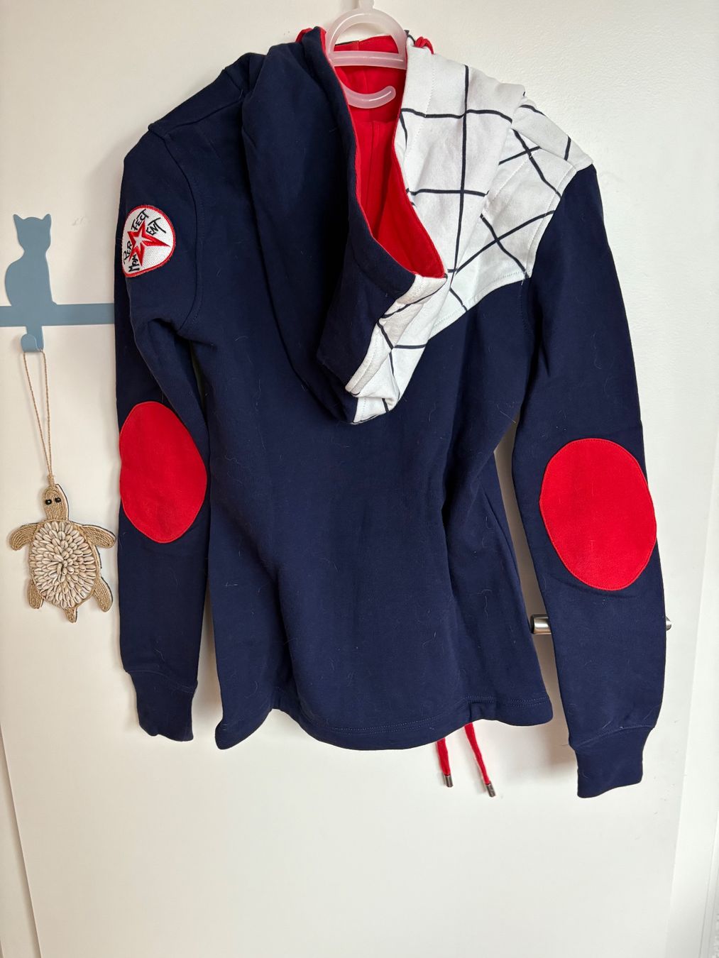 Maglioni & Felpe: Sweat à capuche marine et blanc – Usato da Lausanne venduto da milou201619 3