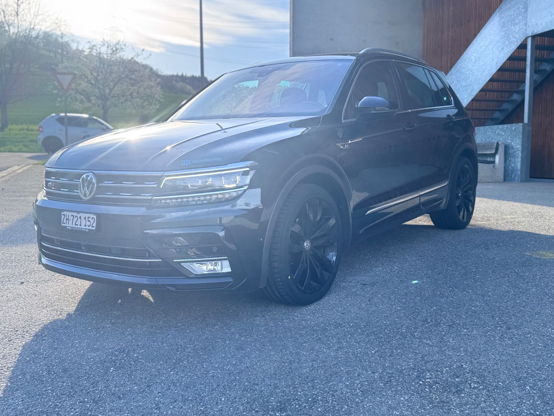 VW Autos: VW Tiguan 2.0 TDI – Gebraucht aus Oberuzwil von Ernest.94 3