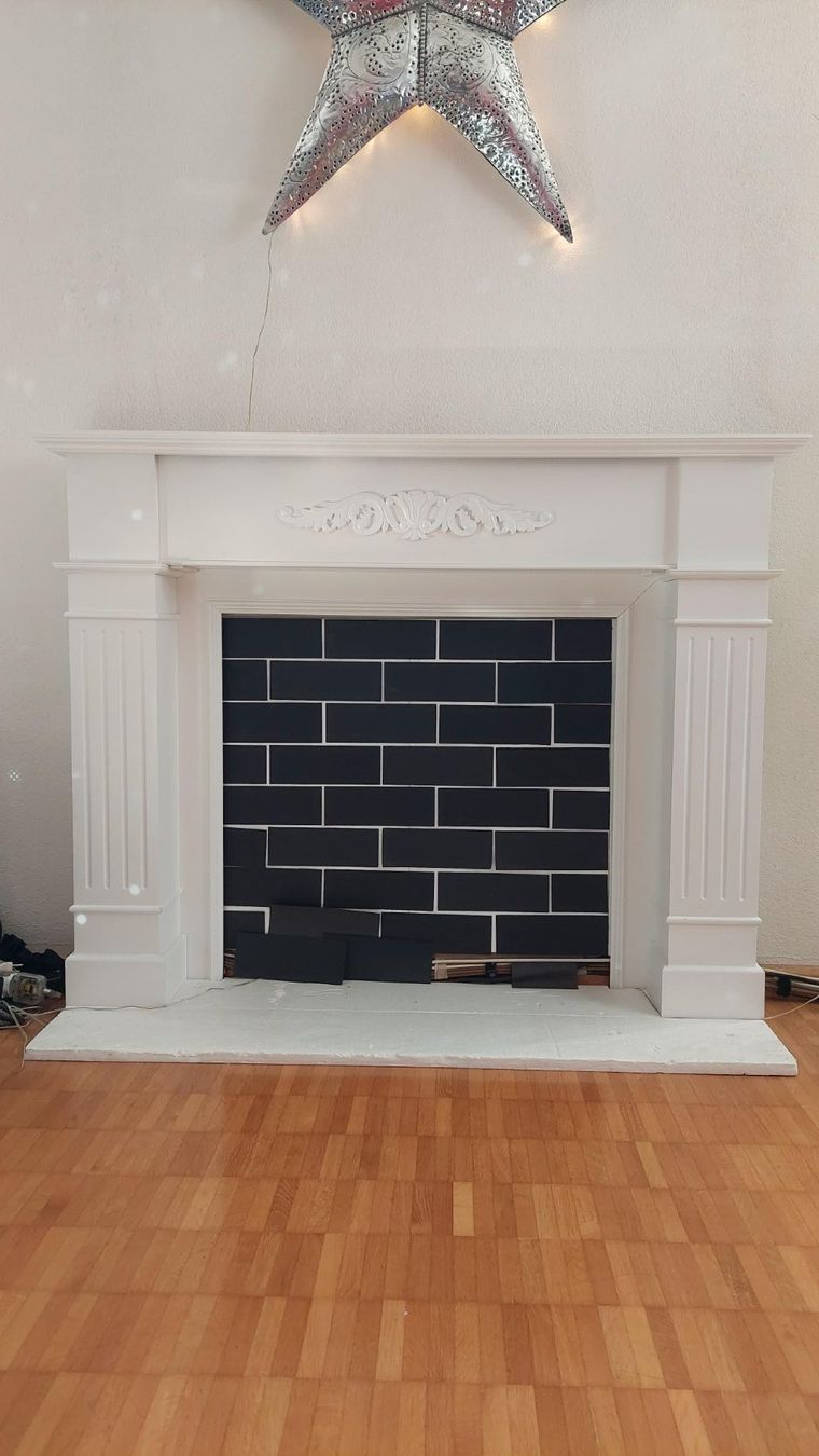 Dekorative Kamin-Attrappe, weiss lackiert (Gebraucht) in Münchenstein für CHF 60 – nur Abholung auf Ricardo kaufen