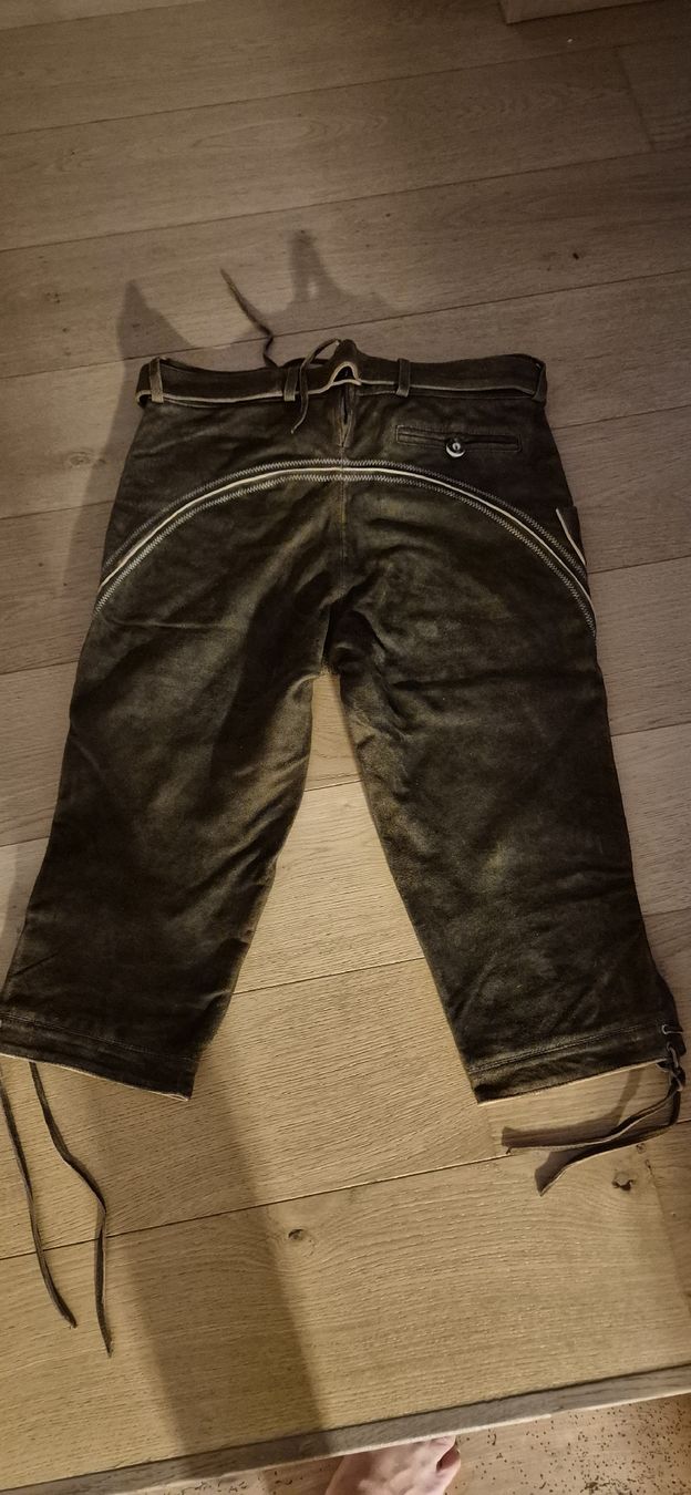 Hosen: Lederhosen – Gebraucht aus näfels von vrenit 1
