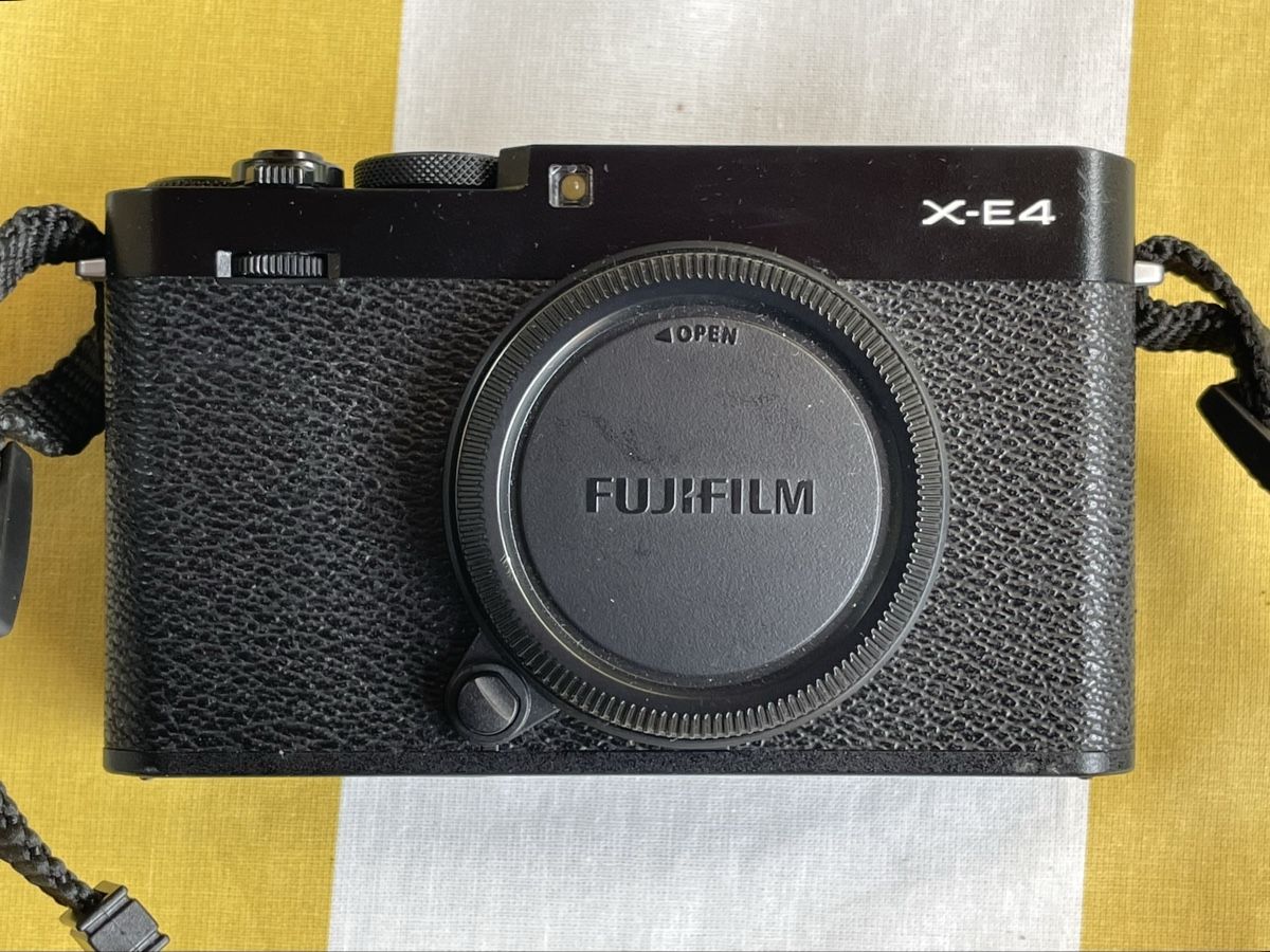 Fujifilm Kamera: Fuji X-E4 mit Zoomobektiv 18-135mm – Gebraucht aus Arth von el_minor 8