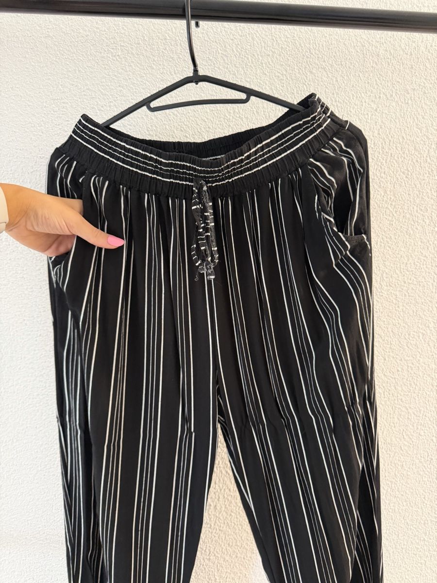 Pantalons: Pants striped black white cotton  – D'occasion à Gränichen par Domsiiiii 1
