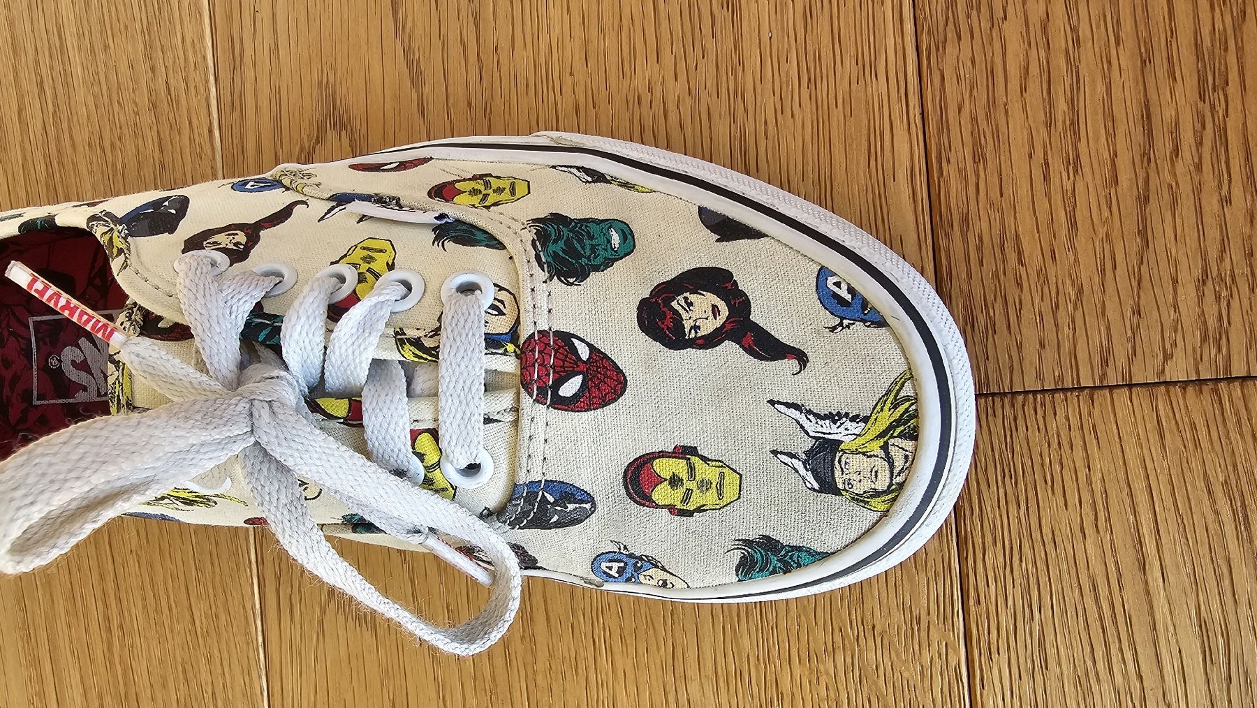 Converse Scarpe da uomo: Converse Marvel Special Edition Gr. 40 / 41 – Usato da Eschen venduto da babsif 4