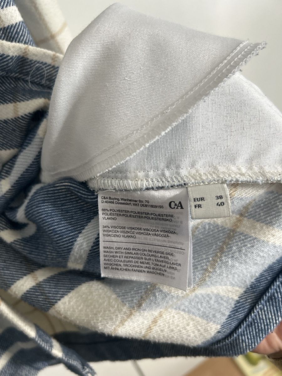 C&A Giacche: C&A Damen Hemdjacke, Gr. 38, – Usato da Riehen venduto da S______ 3
