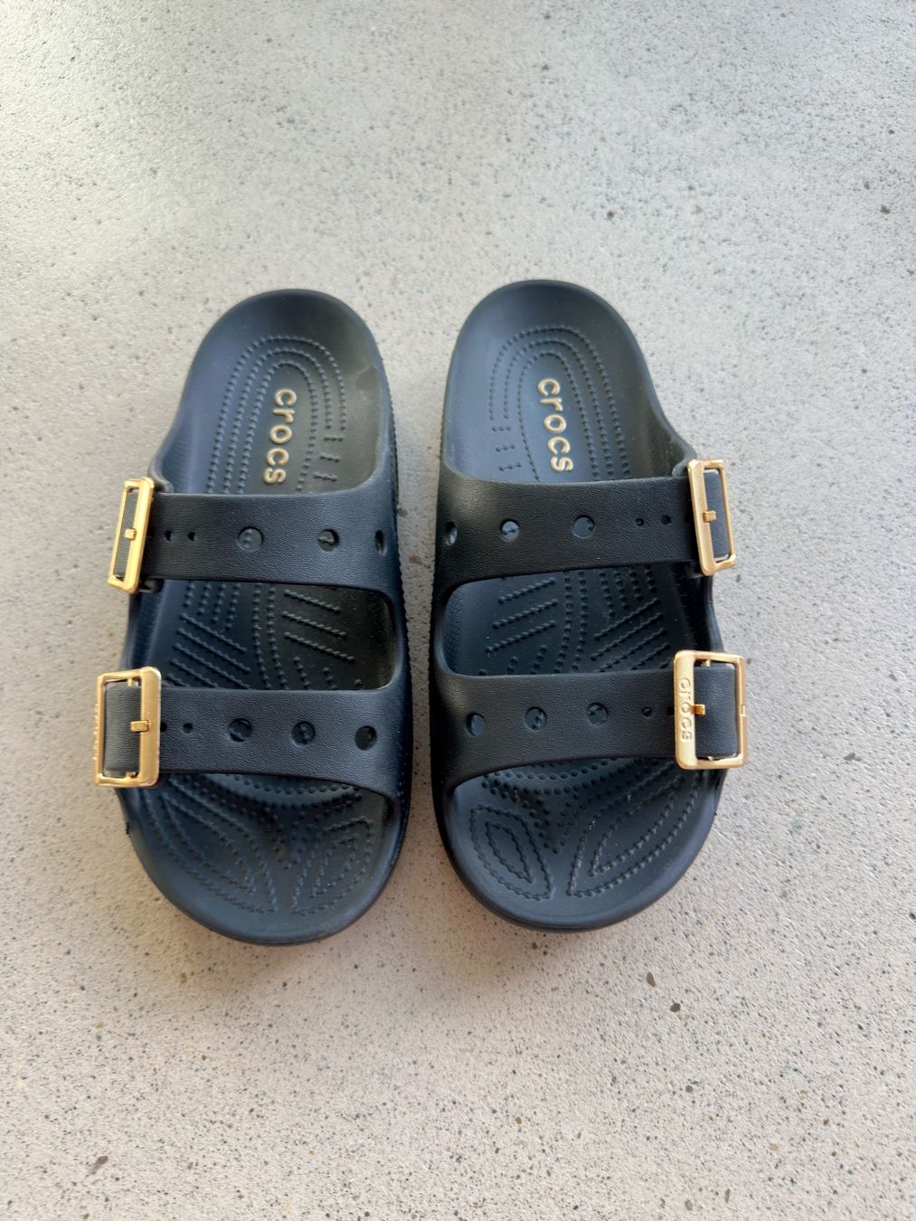 Crocs Scarpe da donna: Crocs Pantolette flach - black / 39 – Nuovo (secondo la descrizione) da Zürich venduto da 1234Knob4321 1