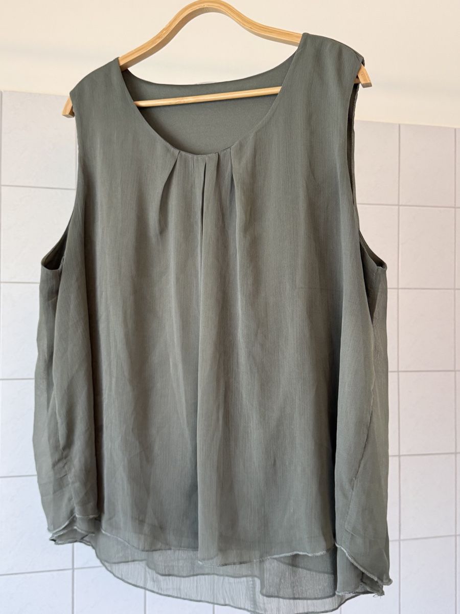 Camicette: Bluse in Olivgrün, Grösse 54 – Usato da Basel venduto da zukk_