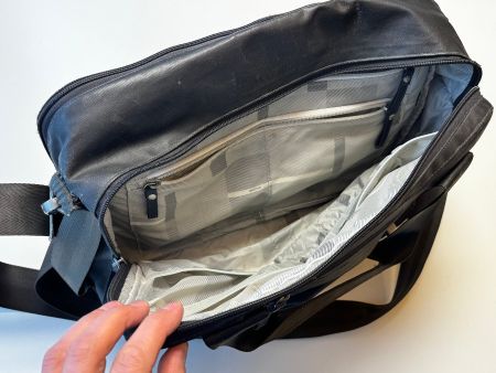 Business Tasche A4 quer von Qwestion, Rucksack, Laptop