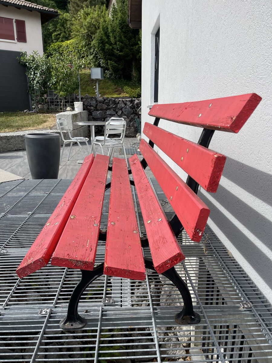 Bancs: Alter roter Holzbank  – D'occasion à Oensingen par August1955 5