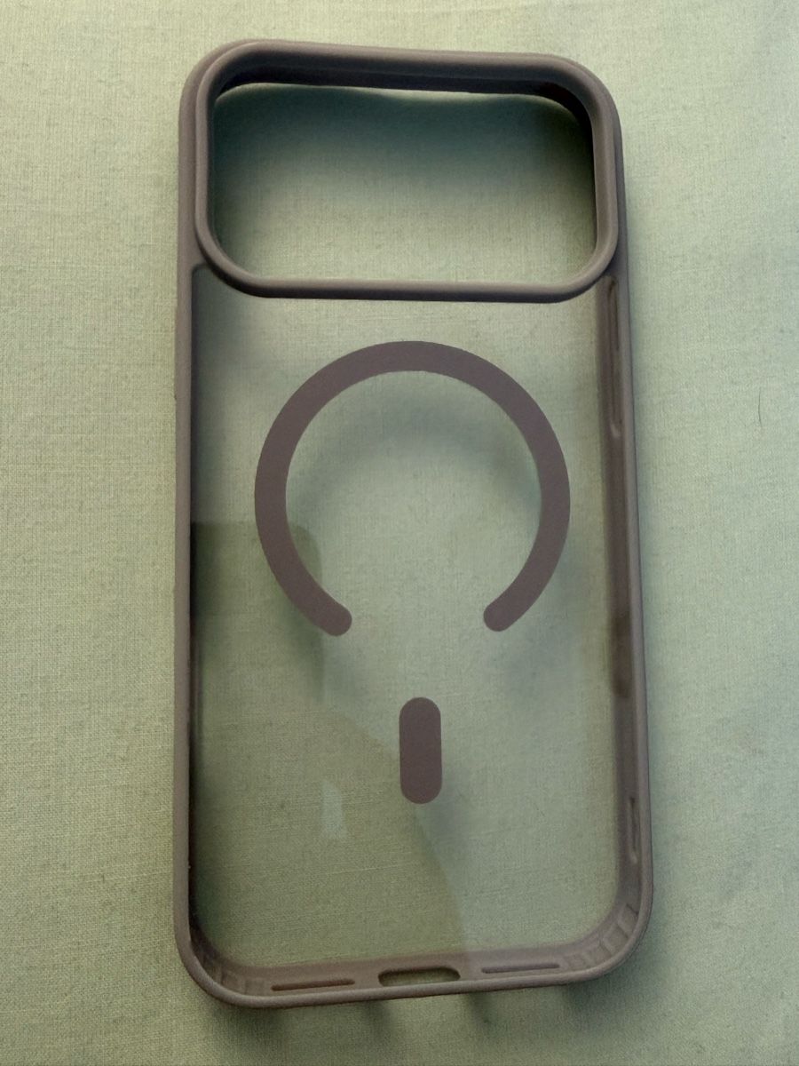 Covers & Schutzfolien: Coque MagSafe  iPhone 17 pro Max neuve! – Neu und originalverpackt aus Lausanne von Licio7 3