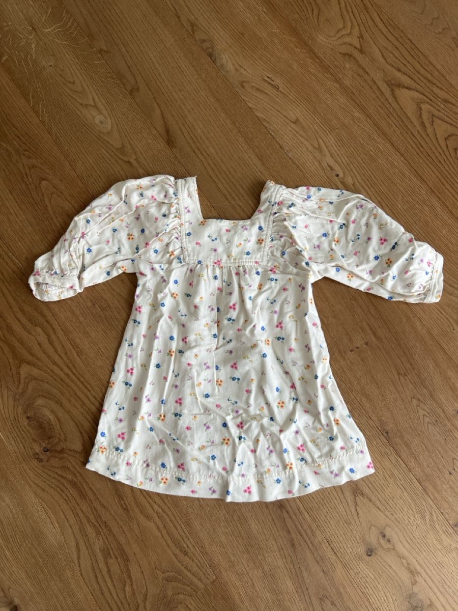 Lotti & Set di vestiti: Mädchen Sommerset Grösse 98 – Usato da Pfäffikon SZ venduto da sus_59k8 1